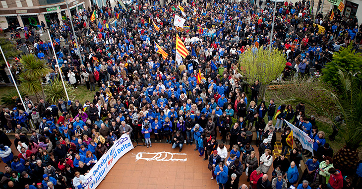 Reportatge de la manifestació contra el transvasament de l'Ebre: #30MDelta